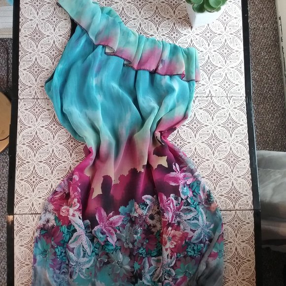 Watercolour Lily Dress. Made in France. Size 8. - Picture 2 of 8